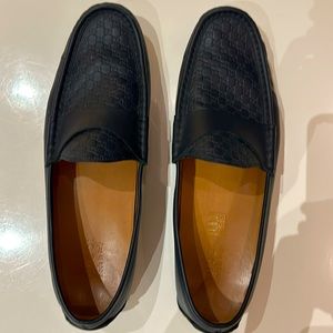 Gucci men’s driving loafer size navy blue